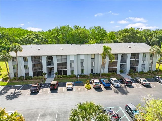 9540 Green Cypress LN 10-B2, Fort Myers, FL 33905