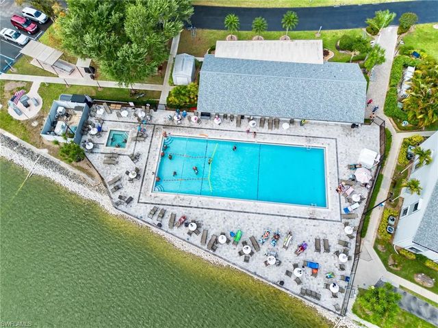 9540 Green Cypress LN 10-B2, Fort Myers, FL 33905