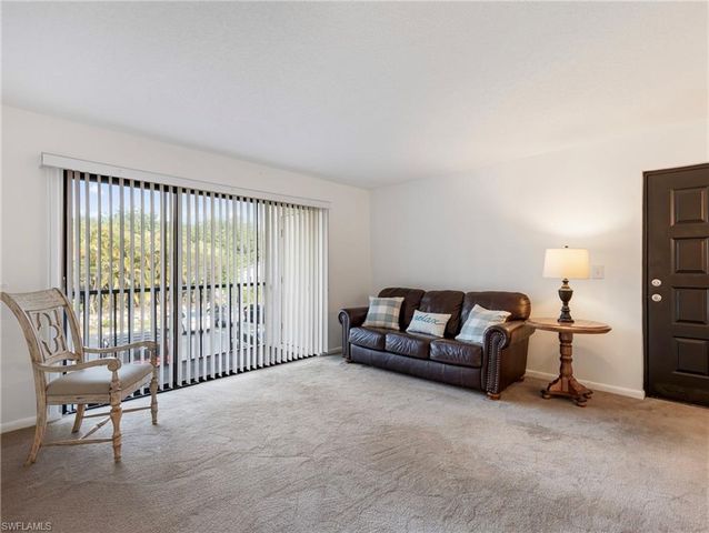 9540 Green Cypress LN 10-B2, Fort Myers, FL 33905