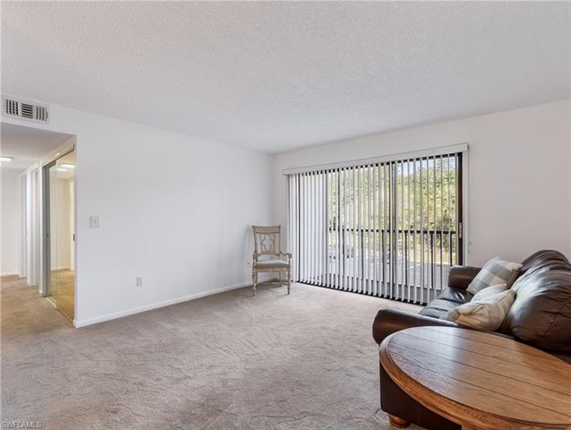 9540 Green Cypress LN 10-B2, Fort Myers, FL 33905