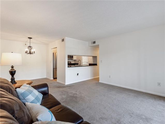 9540 Green Cypress LN 10-B2, Fort Myers, FL 33905