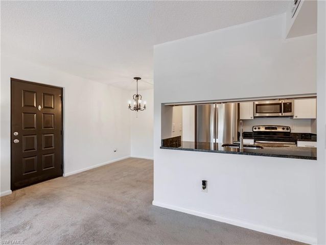 9540 Green Cypress LN 10-B2, Fort Myers, FL 33905