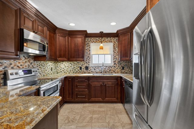 6116 Bradford Hills Dr, Nashville, TN 37211