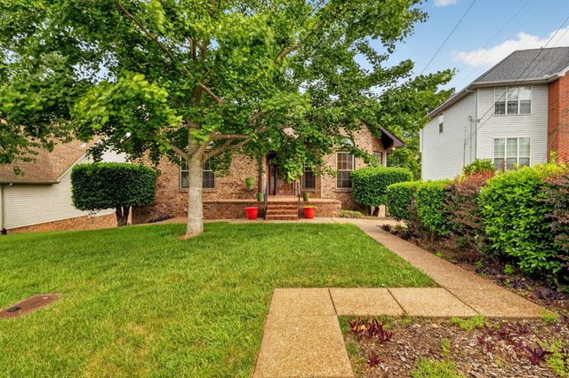 6116 Bradford Hills Dr, Nashville, TN 37211