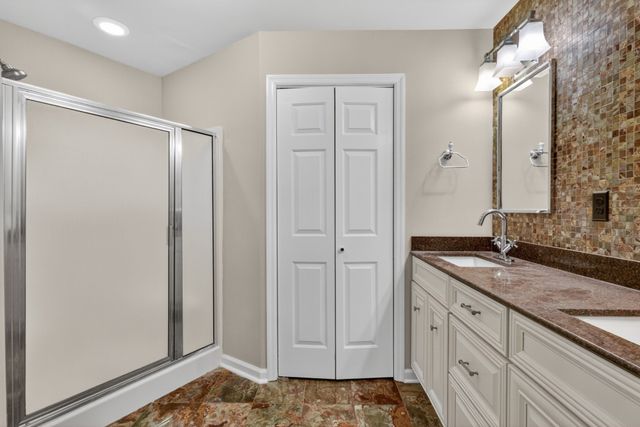 6116 Bradford Hills Dr, Nashville, TN 37211