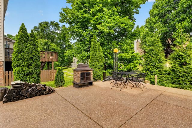 6116 Bradford Hills Dr, Nashville, TN 37211