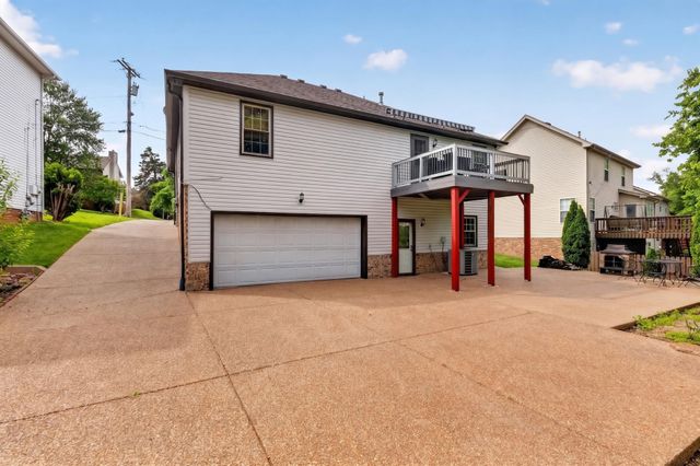 6116 Bradford Hills Dr, Nashville, TN 37211