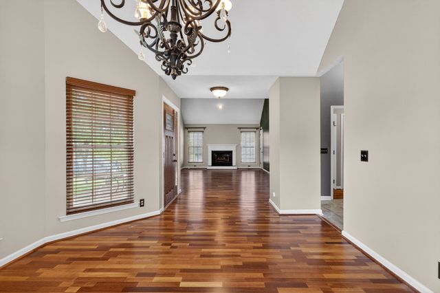 6116 Bradford Hills Dr, Nashville, TN 37211