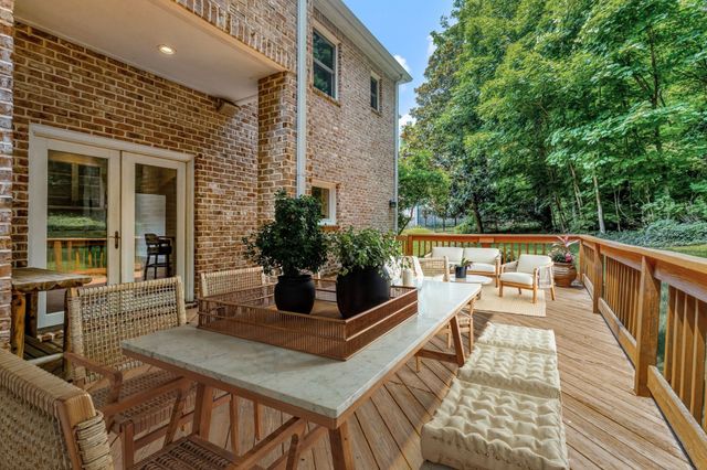 128 Abbeywood Dr, Nashville, TN 37215