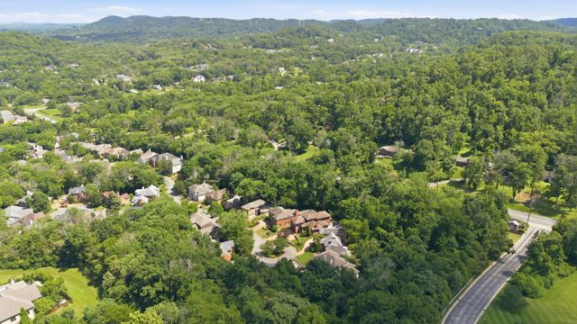 128 Abbeywood Dr, Nashville, TN 37215