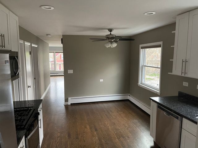 5259 N Leamington Avenue 2, Chicago, IL 60630