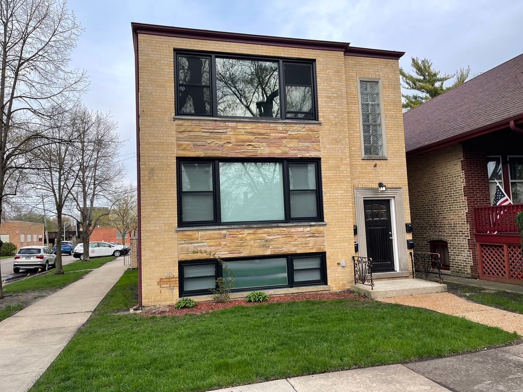 5259 N Leamington Avenue 2, Chicago, IL 60630