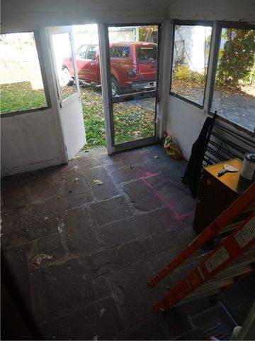 986 Bay Street, Rochester, NY 14609