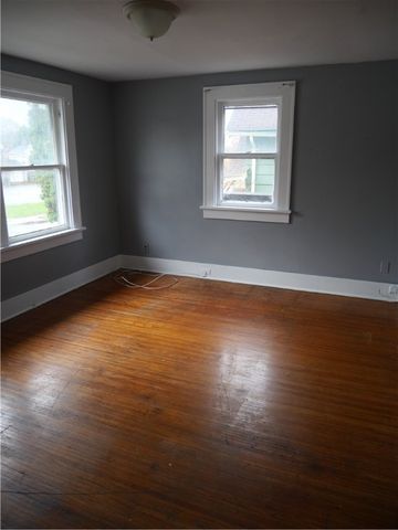 986 Bay Street, Rochester, NY 14609