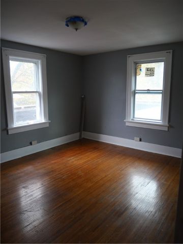 986 Bay Street, Rochester, NY 14609