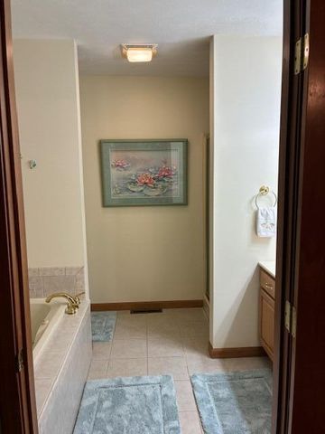 11807 Laurie Drive, Wheatfield, IN 46392