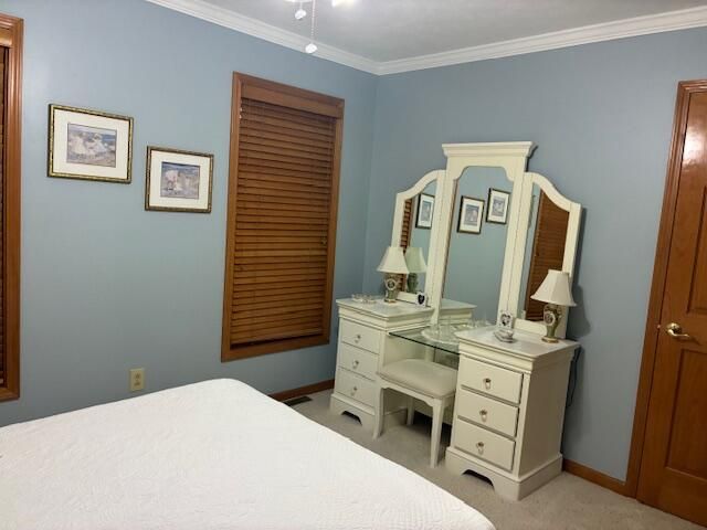 11807 Laurie Drive, Wheatfield, IN 46392