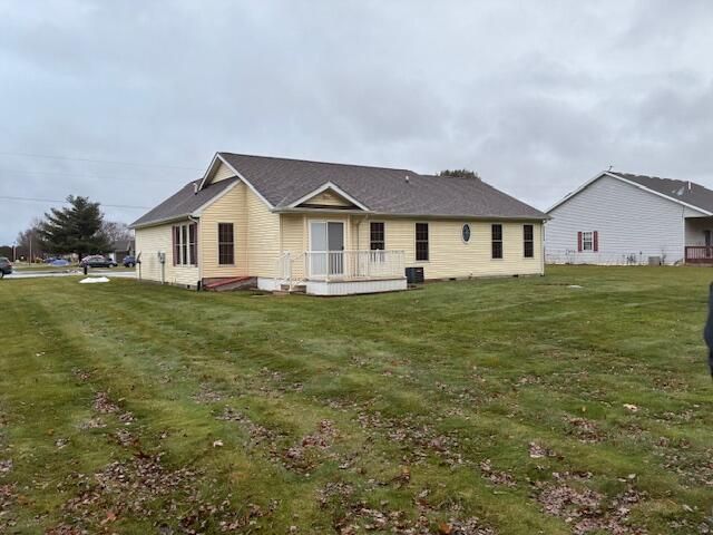 11807 Laurie Drive, Wheatfield, IN 46392