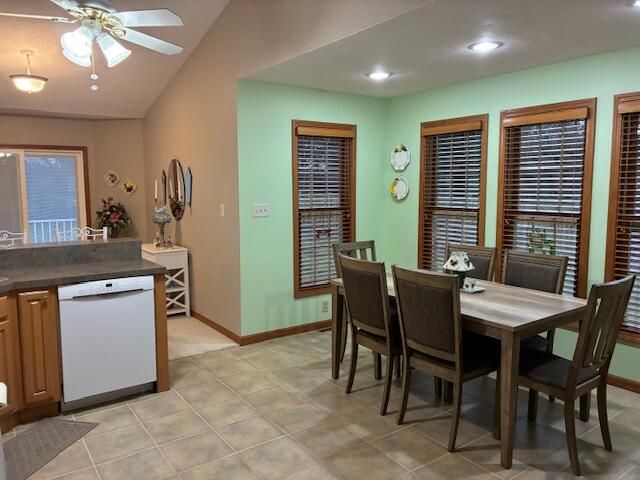 11807 Laurie Drive, Wheatfield, IN 46392