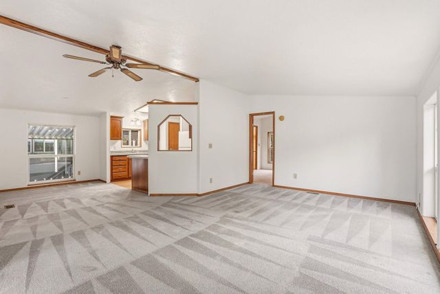 208 S Neyland Dr, Liberty Lake, WA 99019