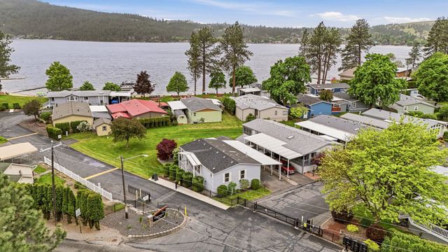 208 S Neyland Dr, Liberty Lake, WA 99019