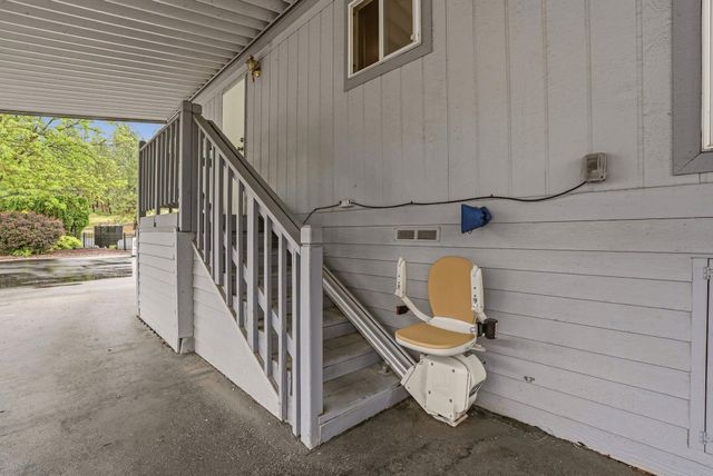 208 S Neyland Dr, Liberty Lake, WA 99019