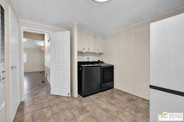222 Settles Drive, Cathedral City, CA 92234