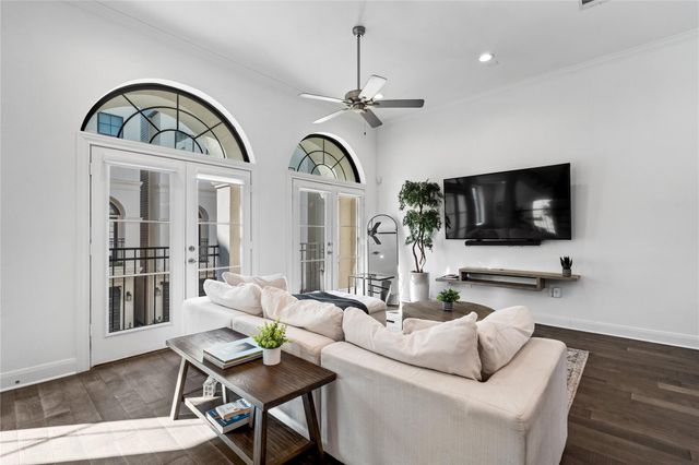 3319 Beverly Forest Drive, Houston, TX 77057