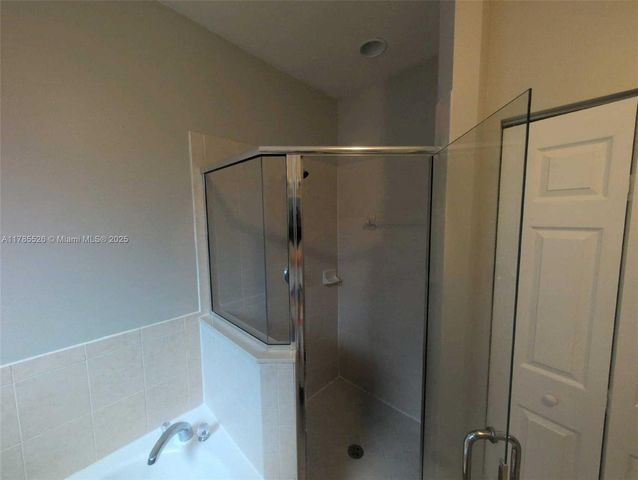 146 NE 36th Ter, Homestead, FL 33033