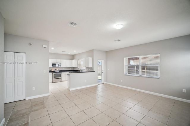 146 NE 36th Ter, Homestead, FL 33033