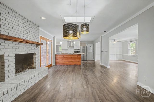 9 Glen Eden Court, Savannah, GA 31419