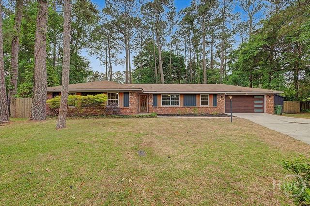 9 Glen Eden Court, Savannah, GA 31419