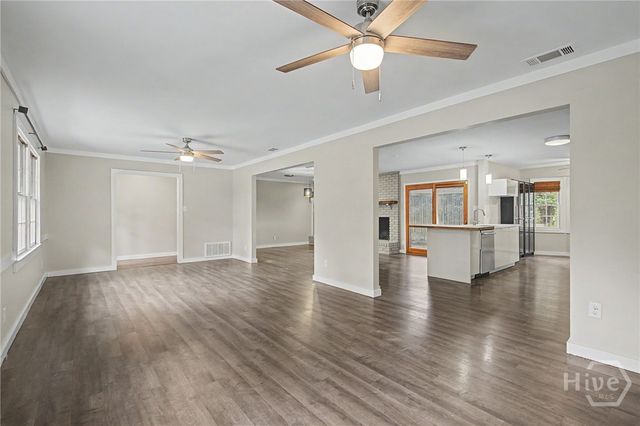 9 Glen Eden Court, Savannah, GA 31419