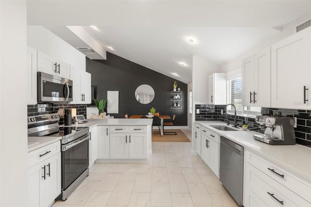 1008 MICHIGAN BOULEVARD, Dunedin, FL 34698