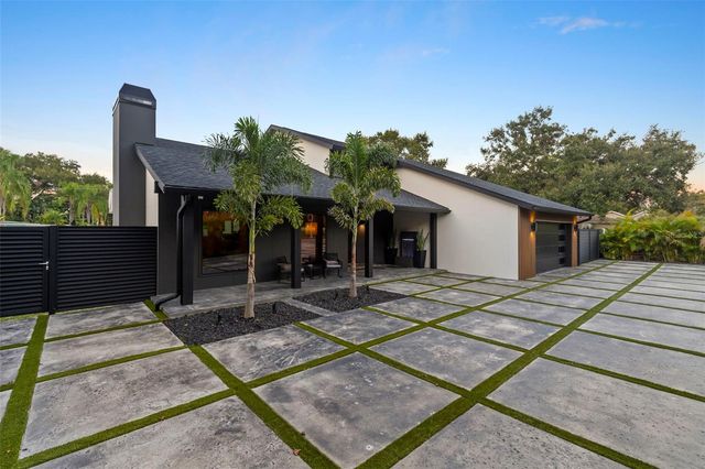 1008 MICHIGAN BOULEVARD, Dunedin, FL 34698