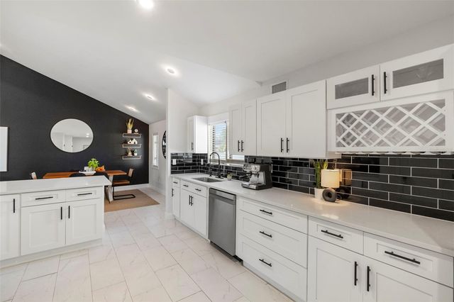 1008 MICHIGAN BOULEVARD, Dunedin, FL 34698