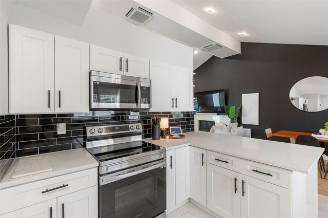 1008 MICHIGAN BOULEVARD, Dunedin, FL 34698