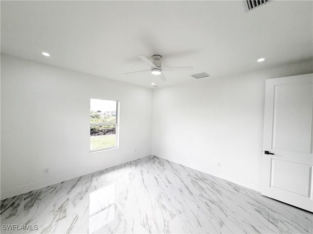 852 Chipley ST E, Lehigh Acres, FL 33974