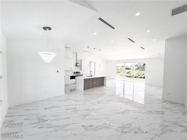 852 Chipley ST E, Lehigh Acres, FL 33974