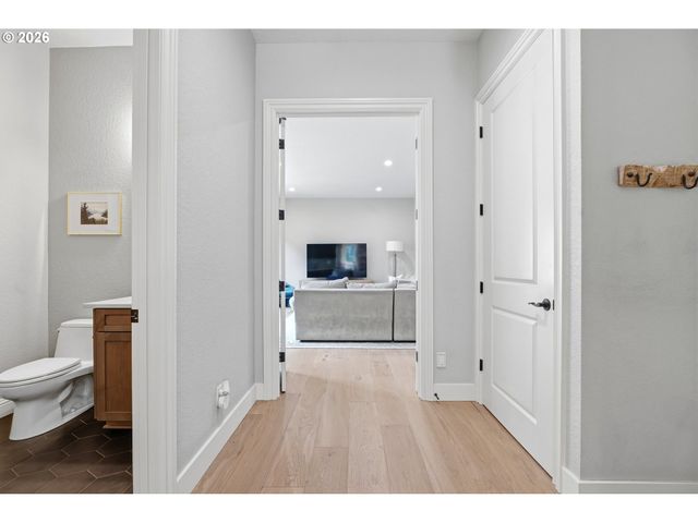 1518 Nw 37TH Ave, Camas, WA 98607