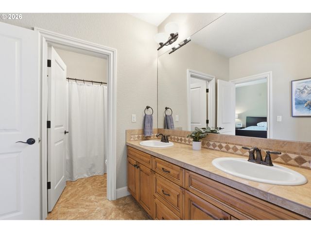 1518 Nw 37TH Ave, Camas, WA 98607