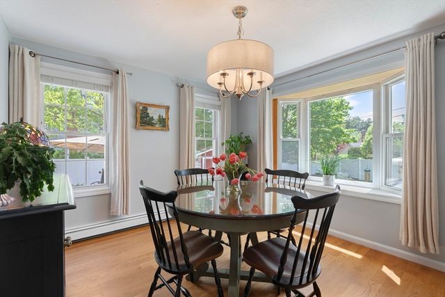 169 Brook St, Franklin, MA 02038