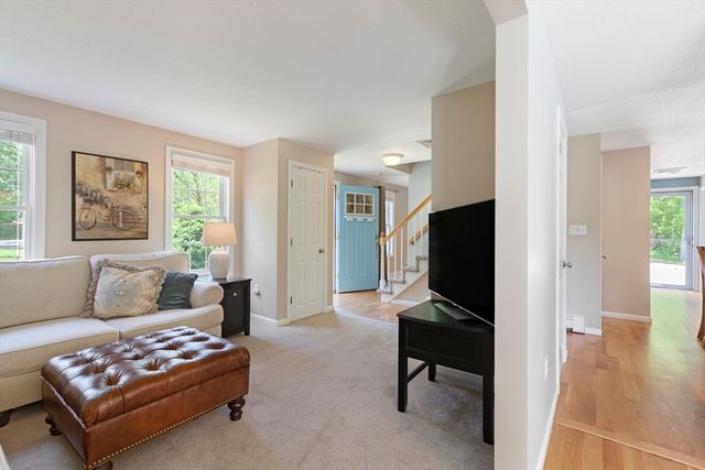 169 Brook St, Franklin, MA 02038