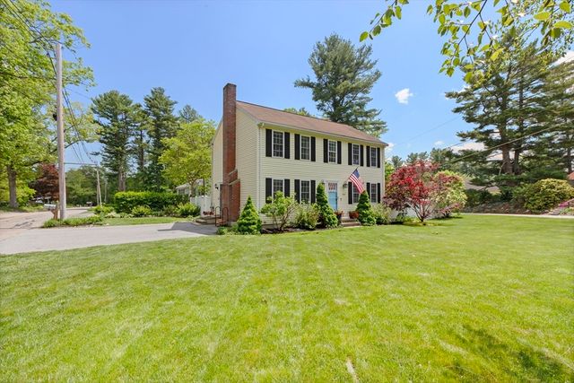 169 Brook St, Franklin, MA 02038