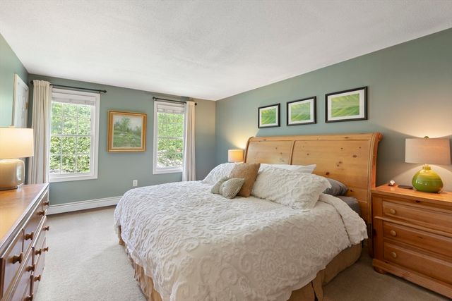 169 Brook St, Franklin, MA 02038