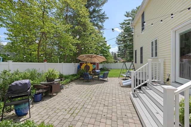169 Brook St, Franklin, MA 02038