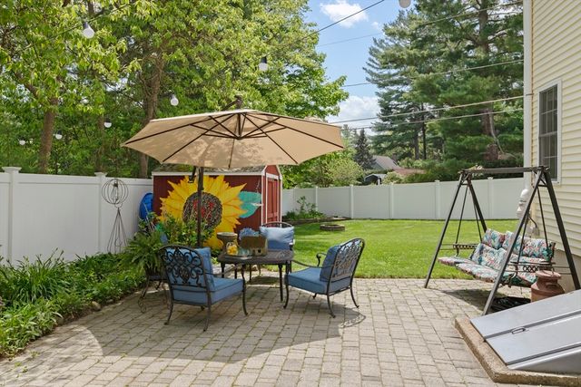 169 Brook St, Franklin, MA 02038