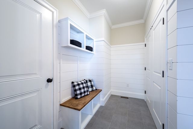 293 Bacon St A, Natick, MA 01760