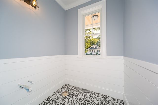 293 Bacon St A, Natick, MA 01760