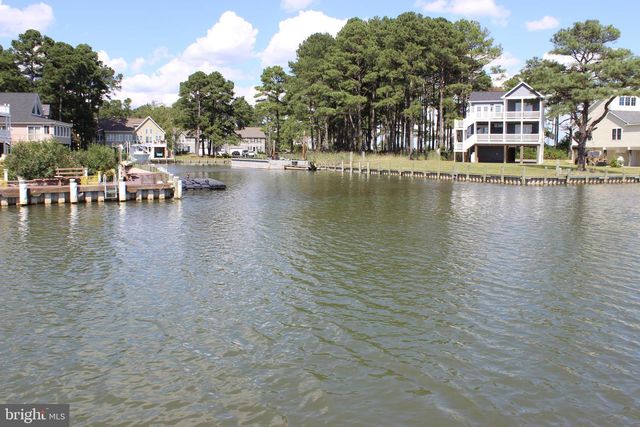 933 SAILORS CT, Greenbackville, VA 23356